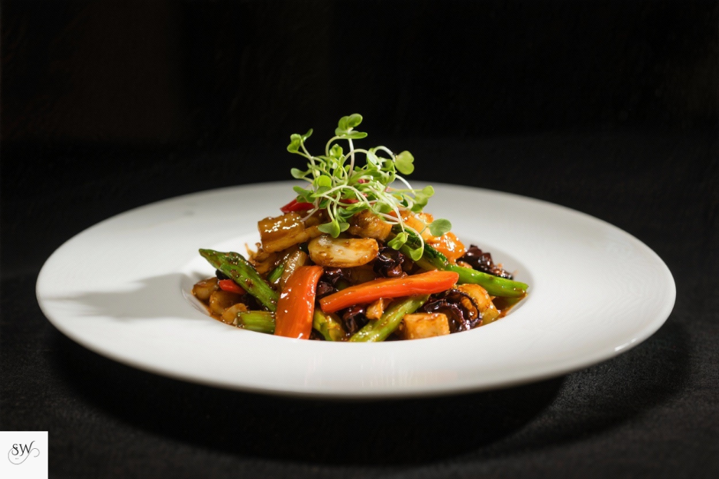 vegetable stir fry served